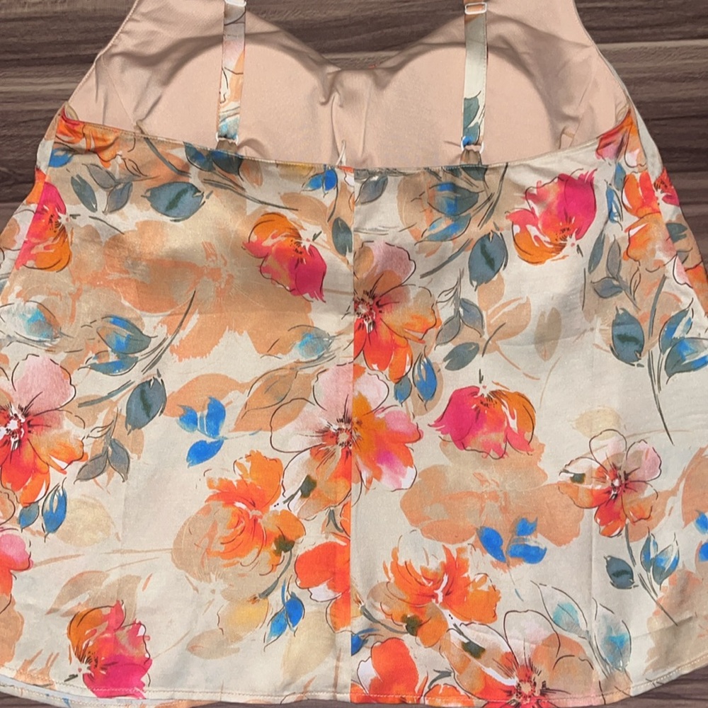 Frankly Apparel silky watercolor floral tank top. - Picture 7 of 15